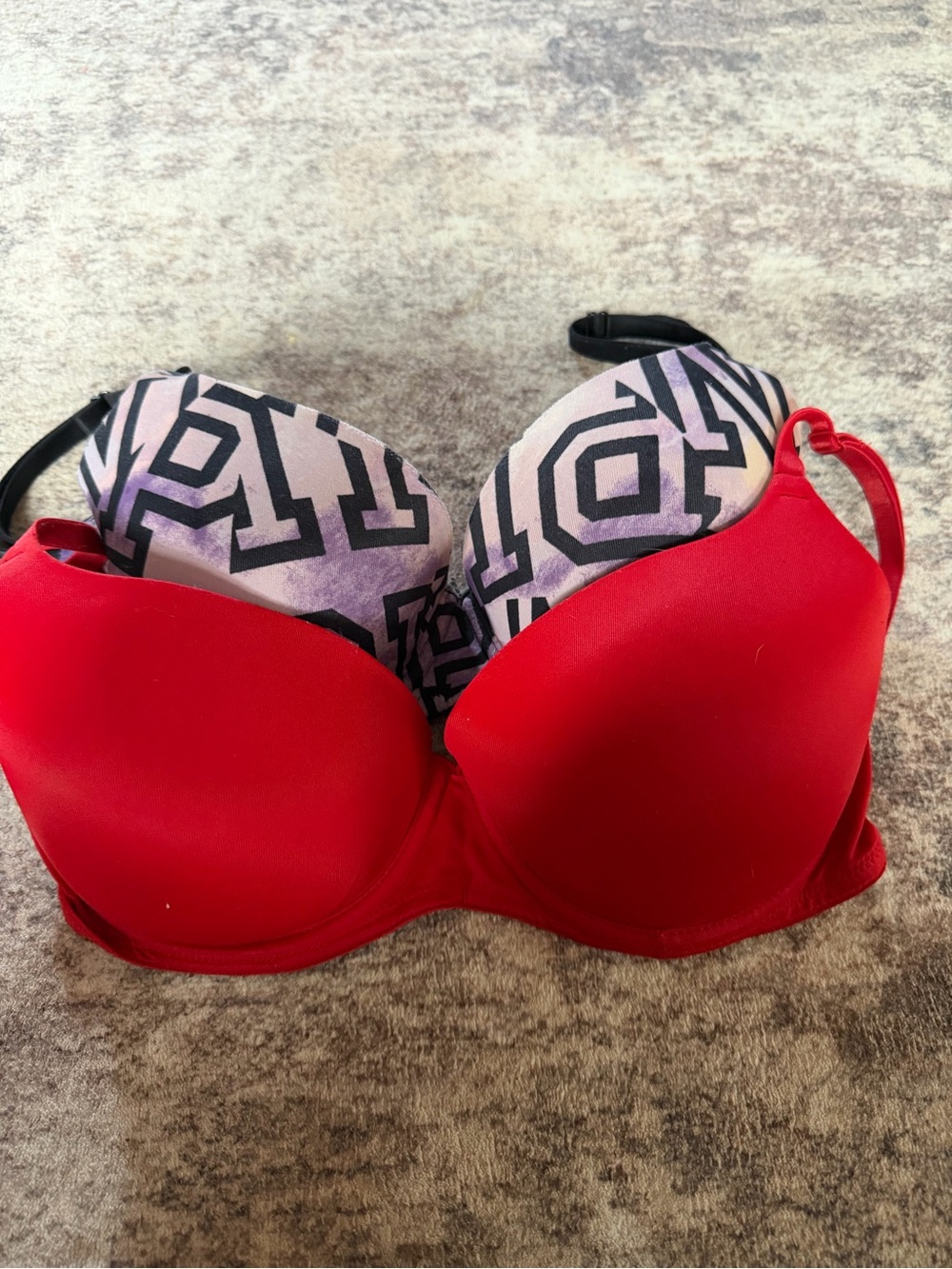 PINK Victoria's Secret Underlined Bra Bundle